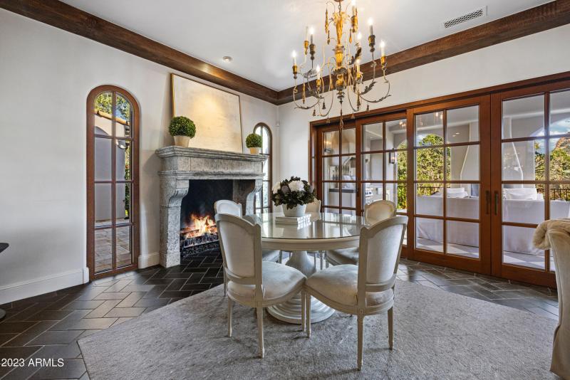 130 Hidden Meadow Family Room