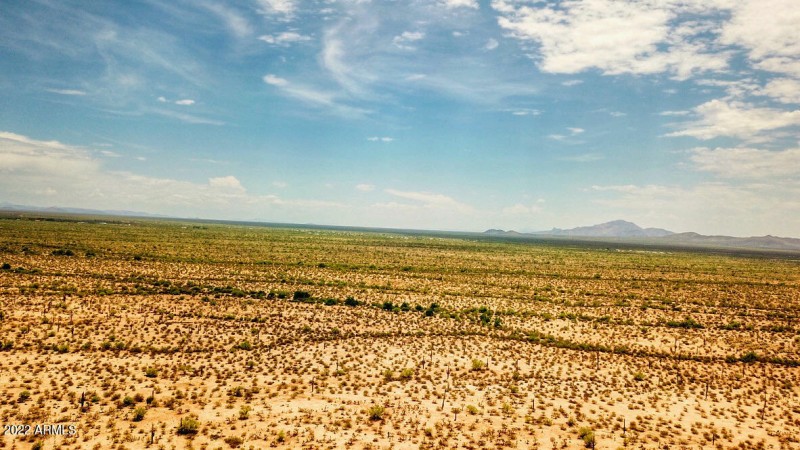 E0C7A6F7-DF5A-457C-AADA-65CEB65EC6A1_1_1