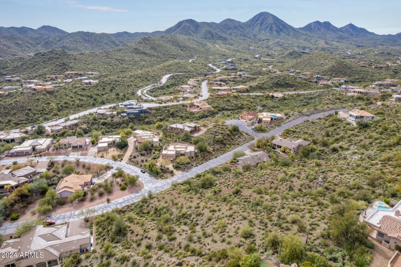 0010-10 - Norte Vista Drone