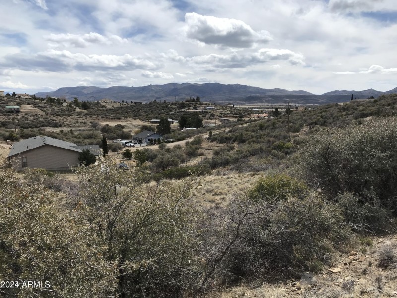 52B222C4-8F59-4A68-A357-8BFFE14CF823