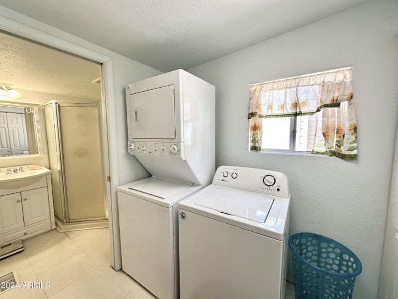 LAUNDRY AREA