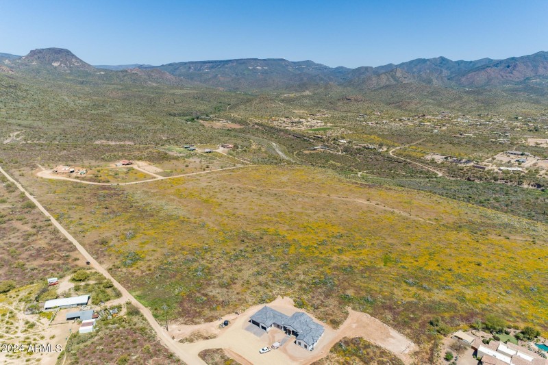 211-01-005-V (16 of 40)