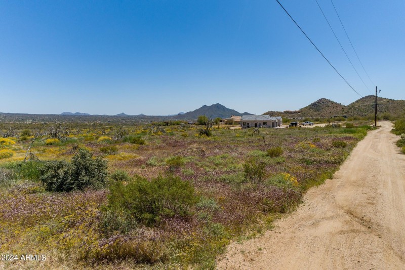 211-01-005-V (2 of 40)