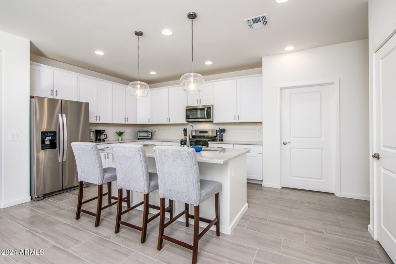 20580 N Confetti Ct-3423-Edit