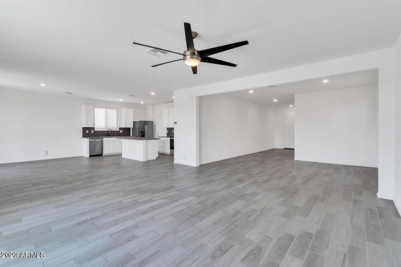 20230502153128528129000000-07