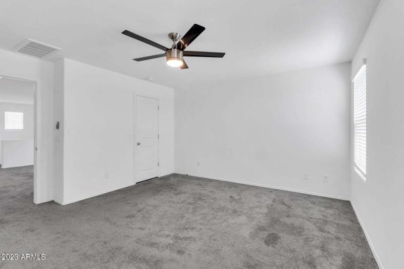 20230502153257488691000000-24