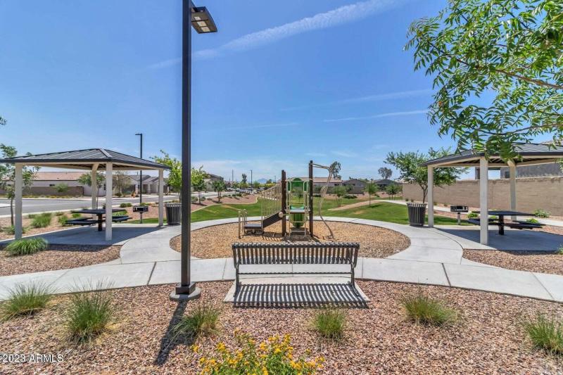 20230502153723255899000000-55