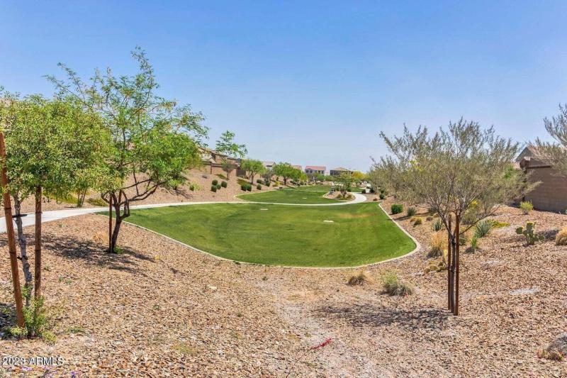 20230502153732997979000000-56