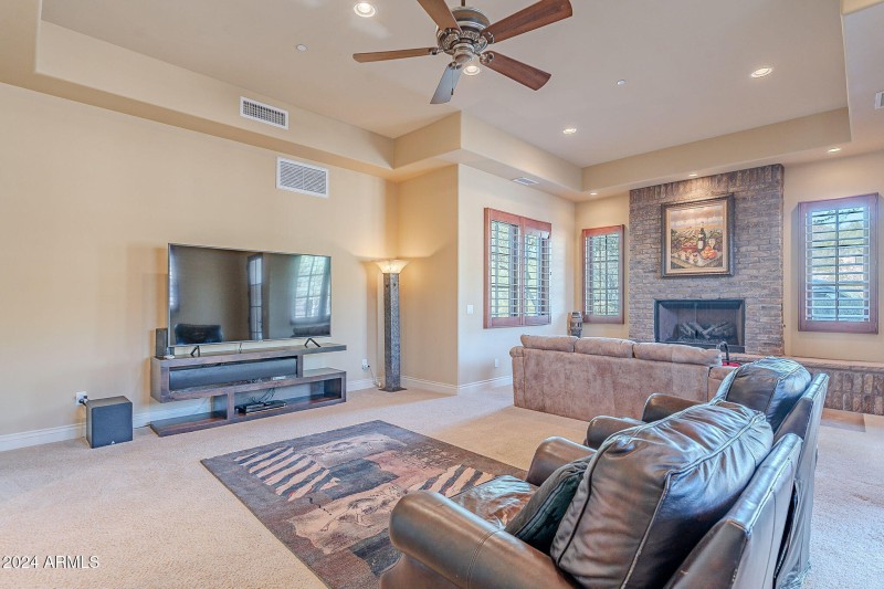 Office/Game Room/ Guest Qtrs