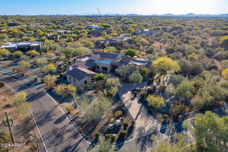 5681 E CANYON RIDGE NORTH DR, Cave Cree