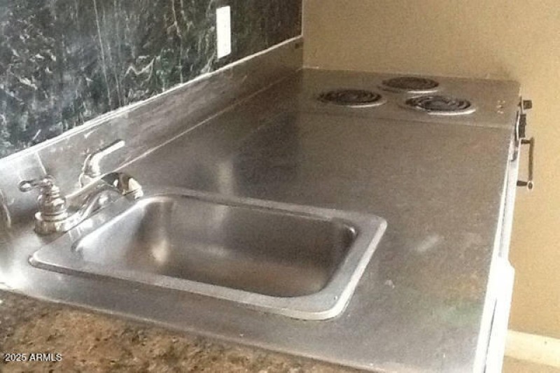 328 D Kitchen Counter