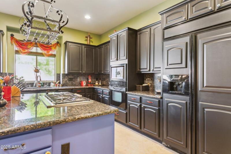 15-web-or-mls-6428-w-eugie-ave