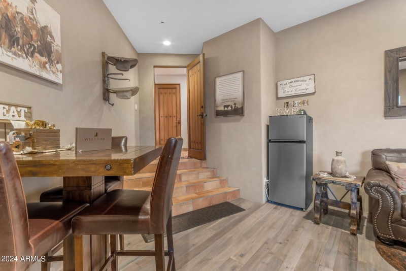 190-web-or-mls-190_259_a4m_jomax