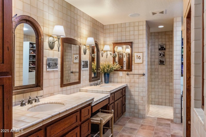 Third Primary Bath Spa-Like Sanctuary