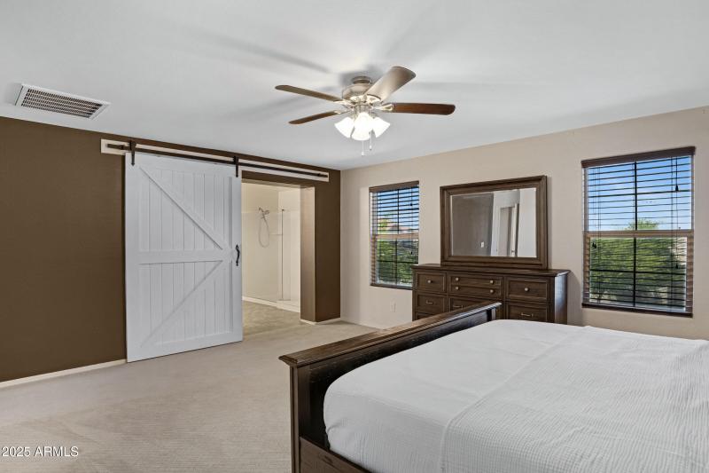 Upstairs primary bedroom