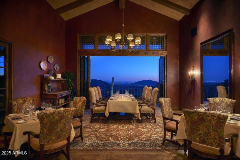 Constantino's dining over 18