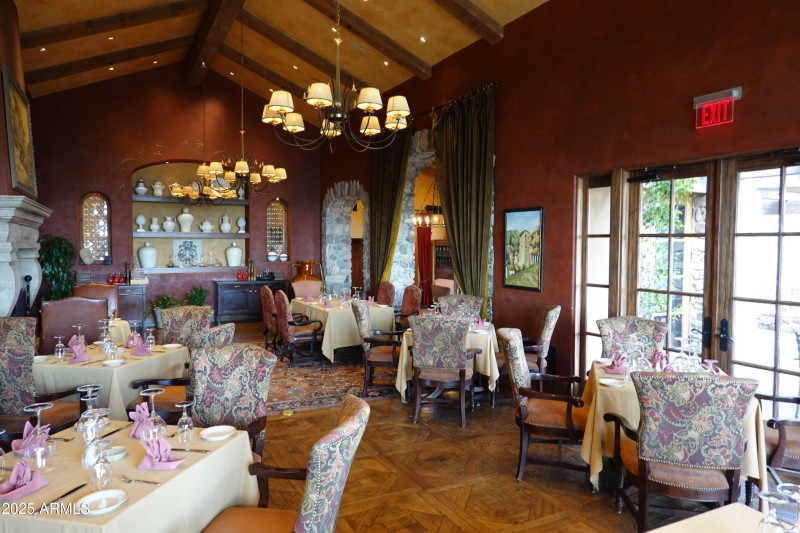 Constantino's second dining room