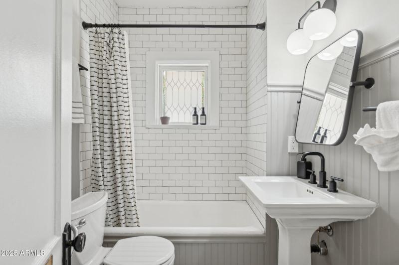 23-web-or-mls-2310-north-11th-st