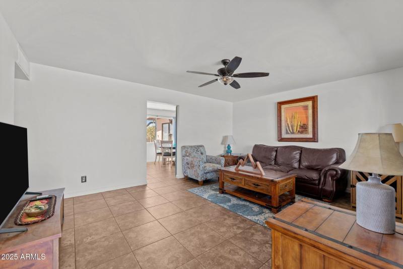 6-web-or-mls-DSC09487