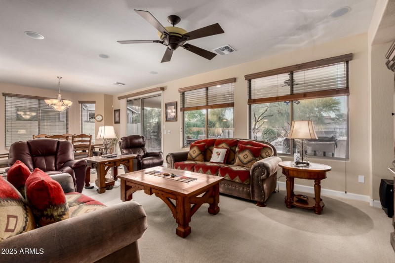 Plenty of room to entertain