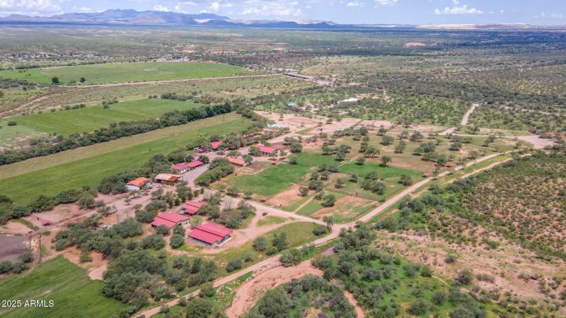 63-web-or-mls-3155-w-elephant-head-rd