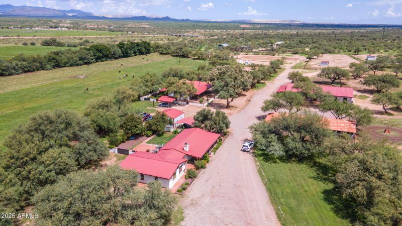70-web-or-mls-3155-w-elephant-head-rd
