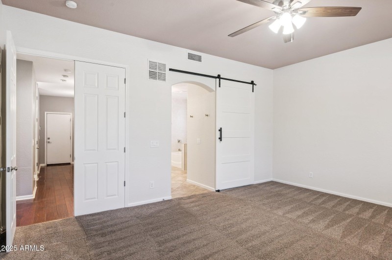 21-web-or-mls-20226-n-madison-dr