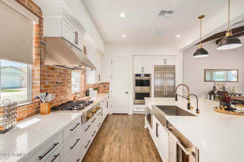 0009-09 - Loma Linda