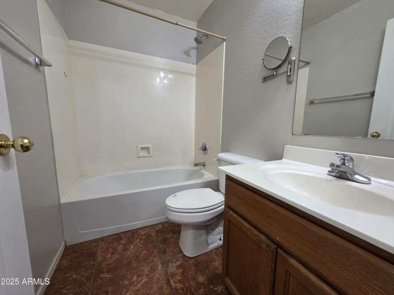 Downstairs full bath