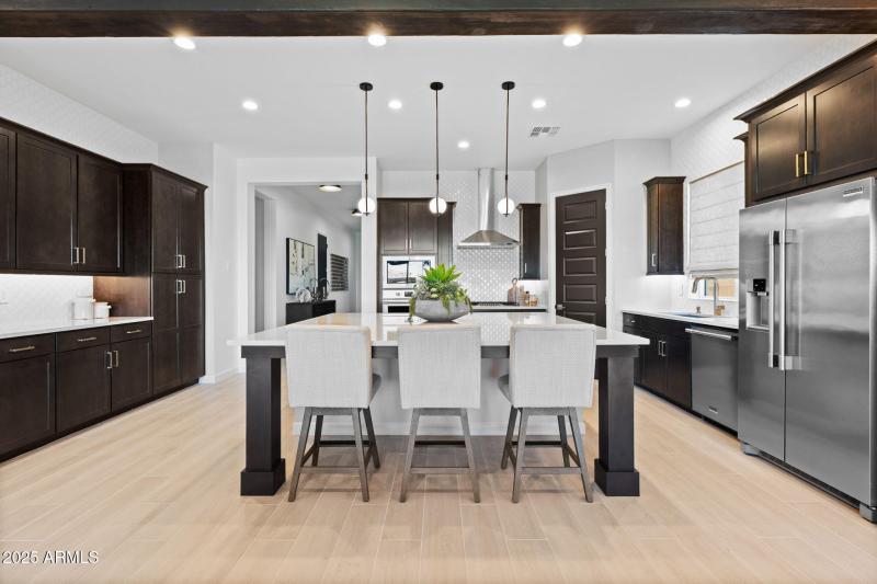 18-web-or-mls-21315-n-59th-ter