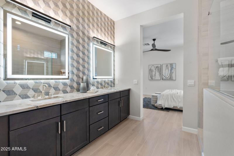 30-web-or-mls-21315-n-59th-ter