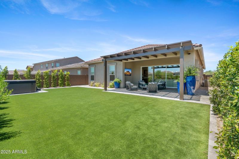 55-web-or-mls-21315-n-59th-ter