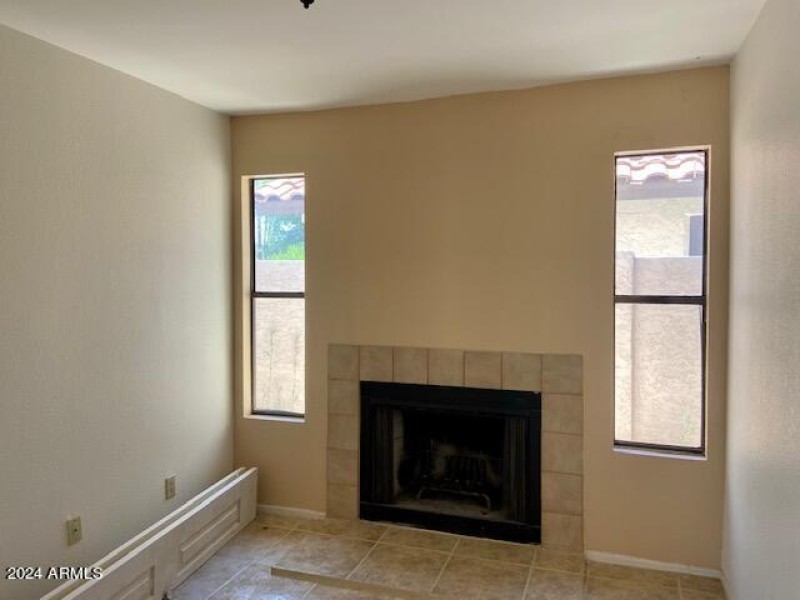 Primary bedroom sitting area