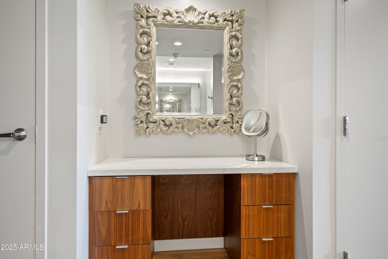 2nd Bedroom Vanity