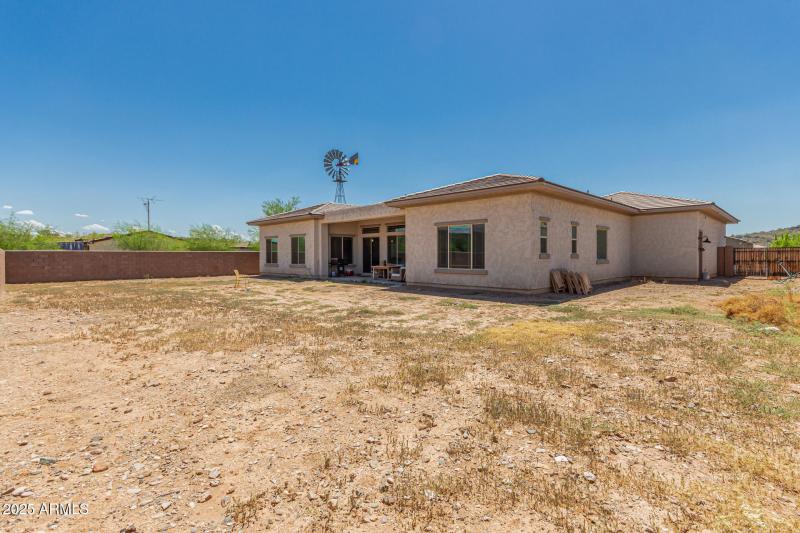 50 - White Feather 3816