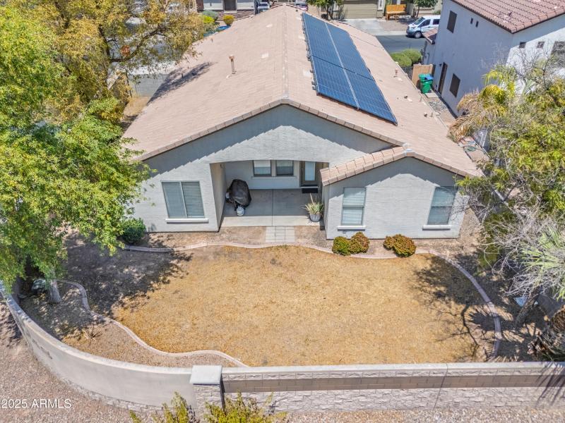 43579 W Sansom Dr-36