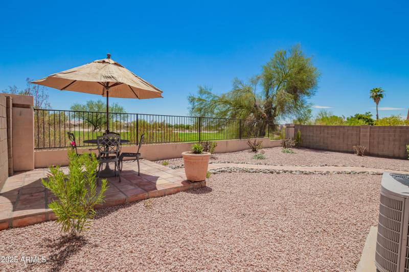 6884b5_35 - Raftriver