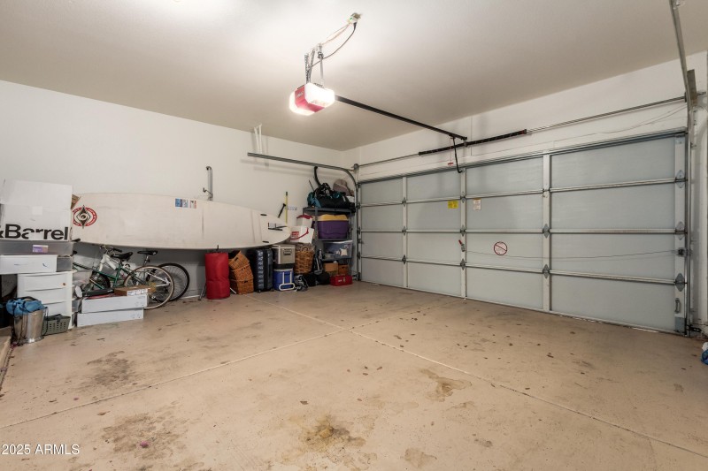 6884b5_30 - Raftriver