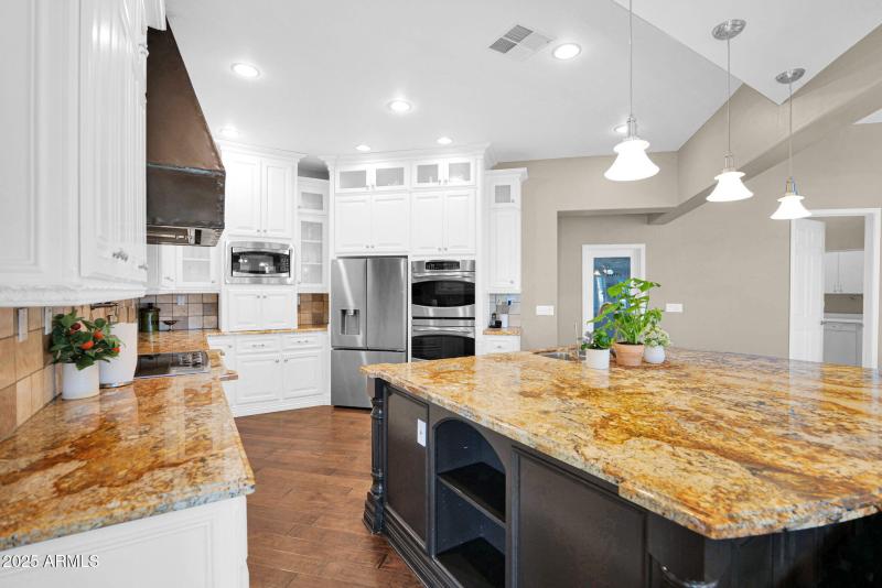 15-web-or-mls-P1279258