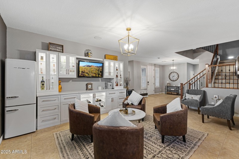 9-web-or-mls-5 - Formal Sitting Bar Entr