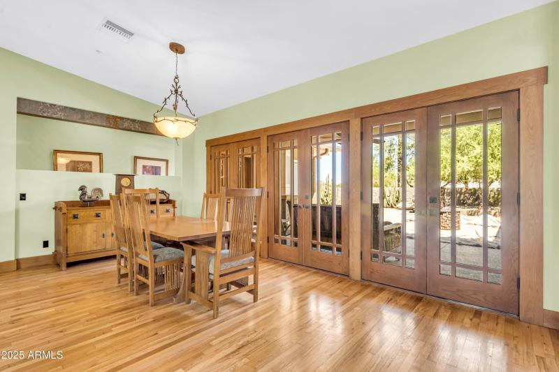 5926 E Vernon Ave-25