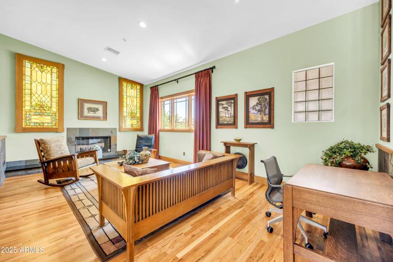 5926 E Vernon Ave-29