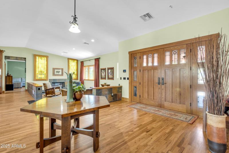 5926 E Vernon Ave-38