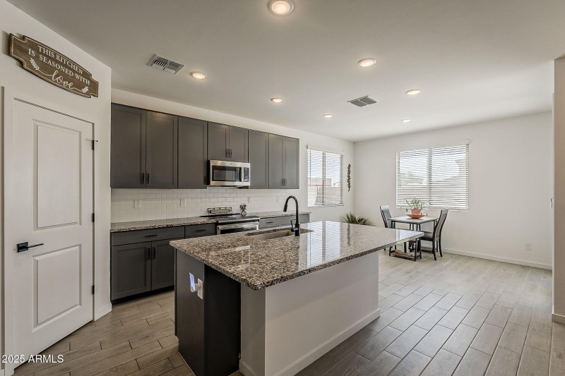 10-web-or-mls-State-10