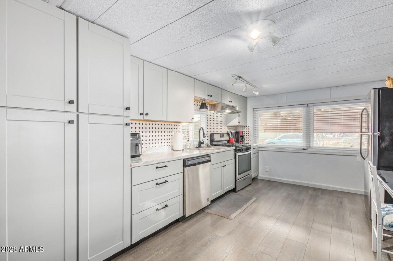 20230302085646671316000000-o