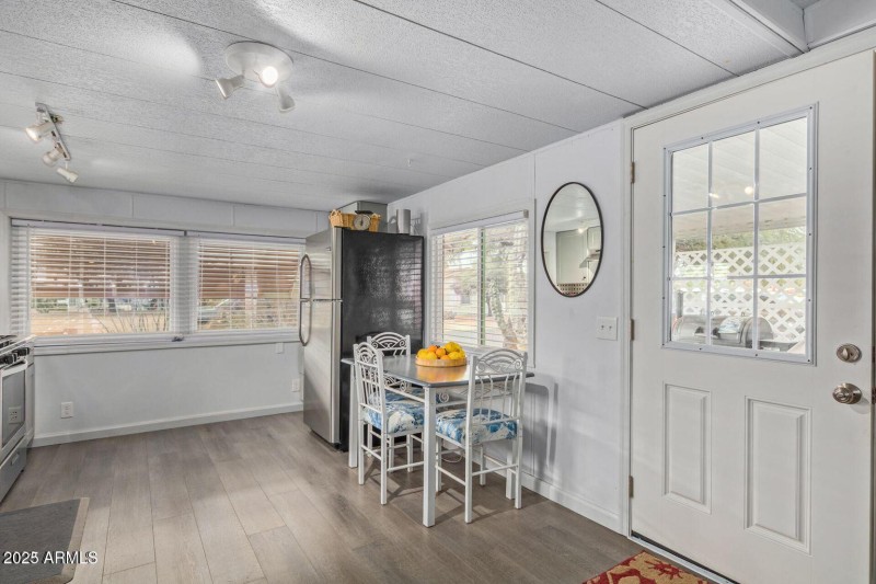 20230302085636062460000000-o