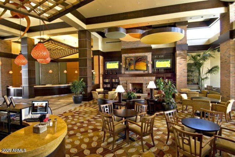 Cafe inside Union Center