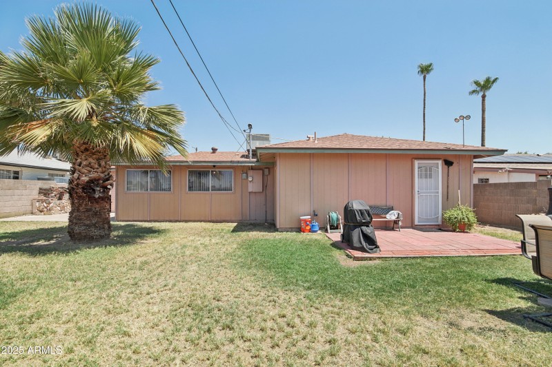 27-print-N 8th St-S0908-027