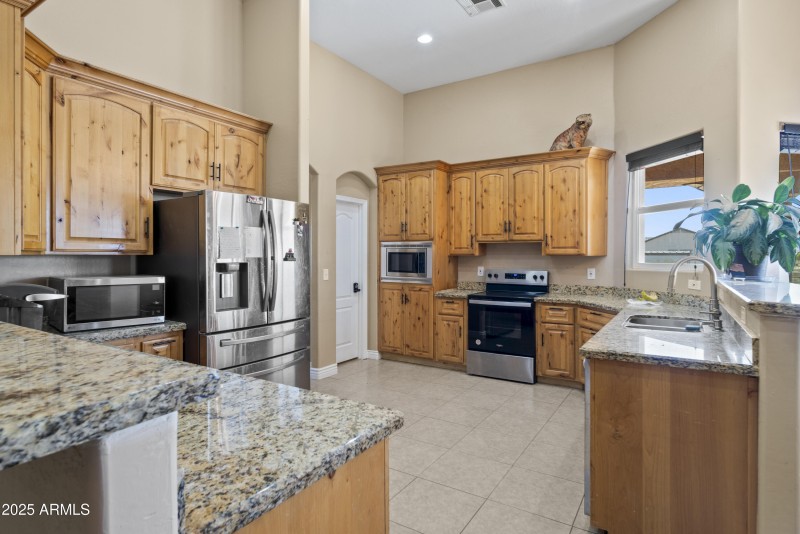 36008 N 213th Dr Wittmann00030