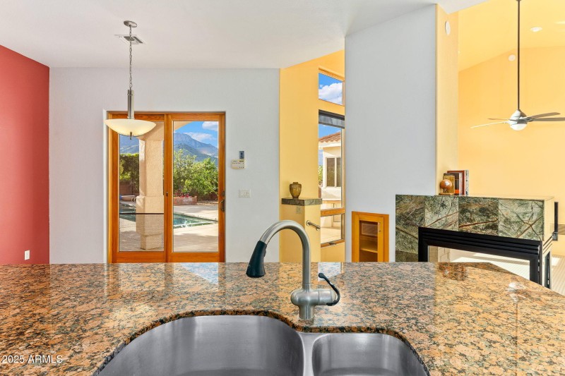 31-web-or-mls-9566 S Swiss Ct-32